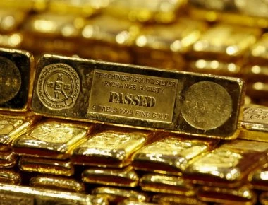 Ελαφρά πτώση δολαρίου και χρυσού